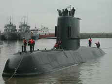 Submarino_TR-1700.jpg (8052 bytes)